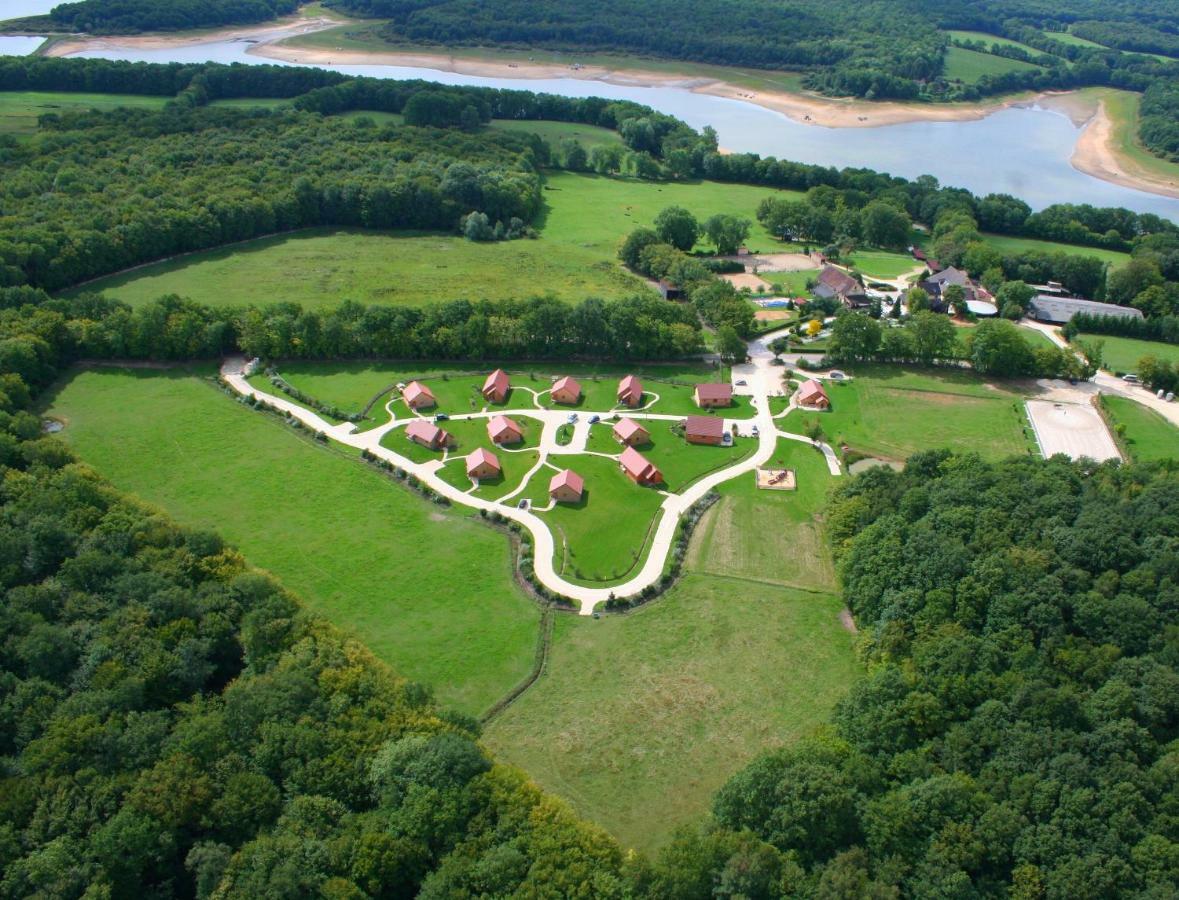 Le Hameau Des Grilles Saint-Fargeau (Yonne) Exterior foto